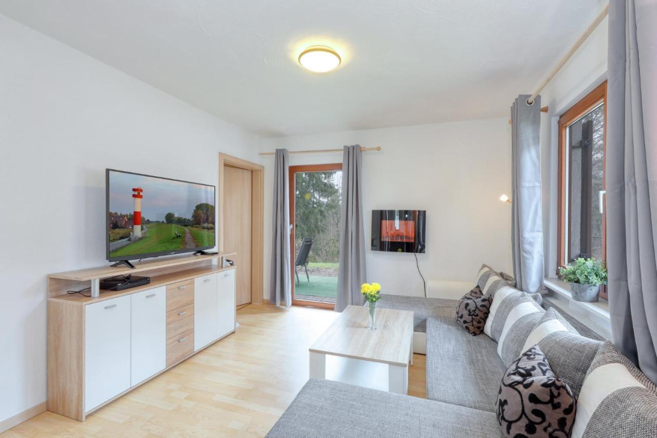 Seepark Kirchheim Ferienhaus Bei Vera Mit Sauna Luaran gambar