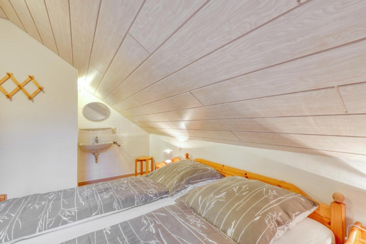 Seepark Kirchheim Ferienhaus Bei Vera Mit Sauna Luaran gambar