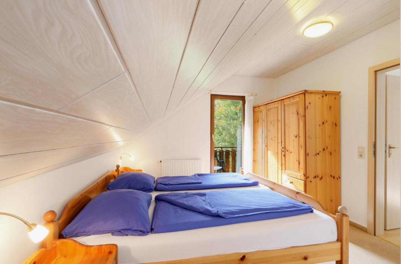 Seepark Kirchheim Ferienhaus Bei Vera Mit Sauna Luaran gambar