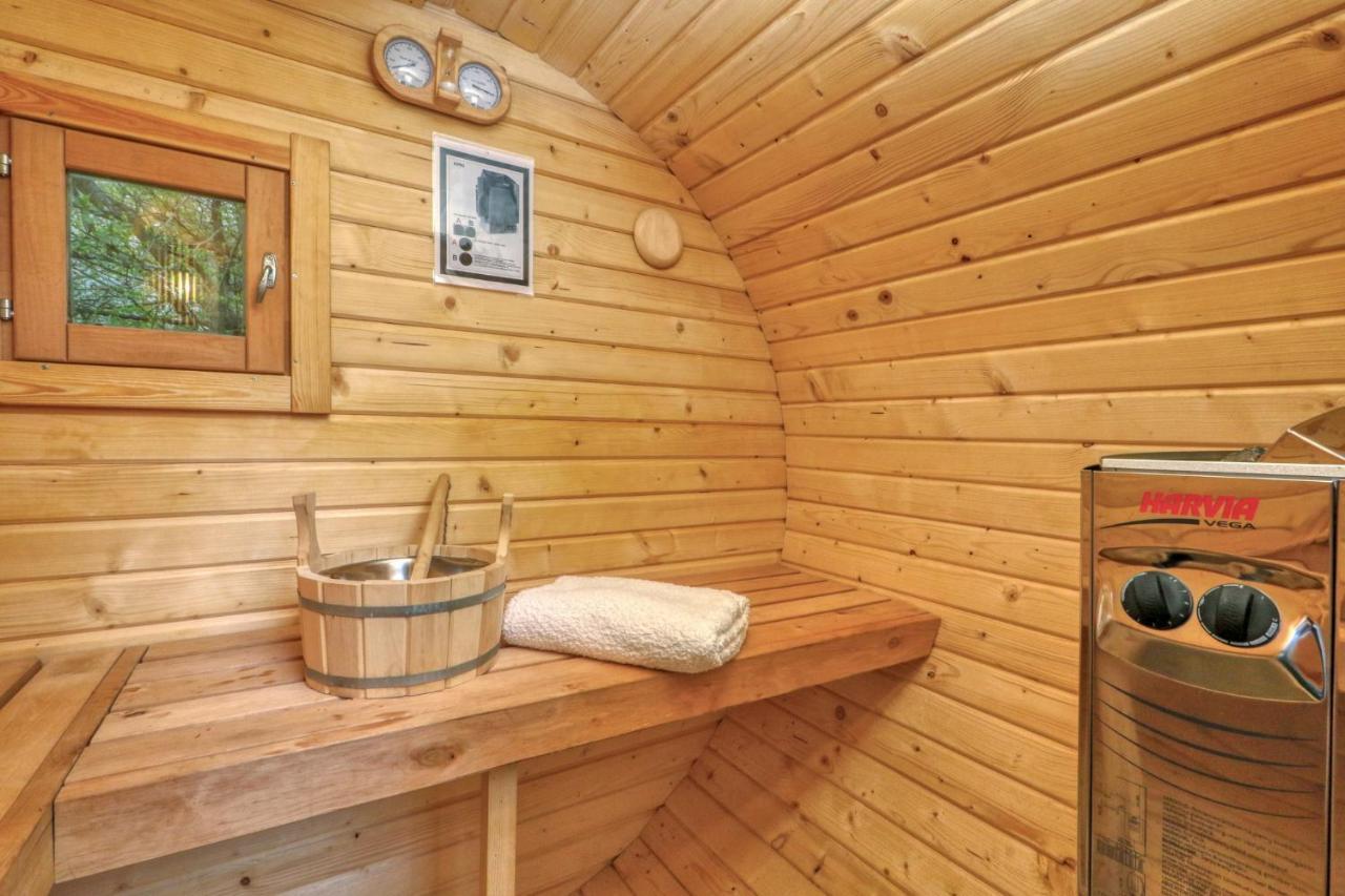 Seepark Kirchheim Ferienhaus Bei Vera Mit Sauna Luaran gambar